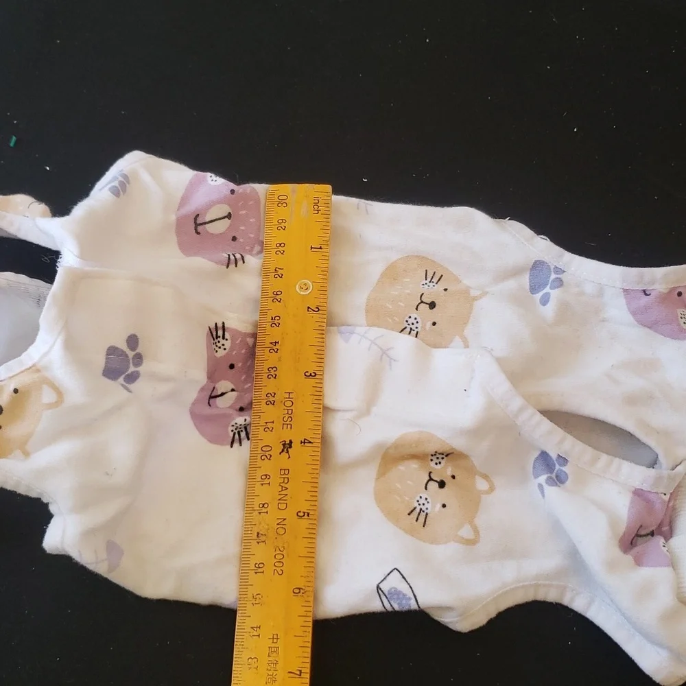 🤯3/$12 Dog or Cat Outfit White with Cats Size Small Dog or Large